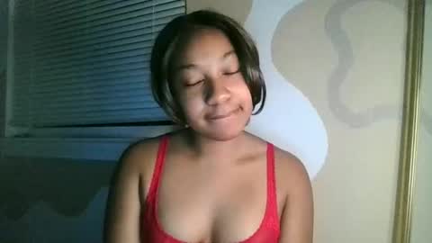 Snapshot of brownsugarcutie3 chatting on May 2, 2:38 am Brownsuagrcutie online show from May 2, 2:38 am