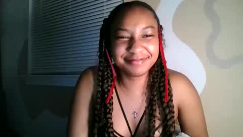 Snapshot of brownsugarcutie3 chatting on May 12, 12:41 am Brownsuagrcutie online show from May 12, 12:41 am