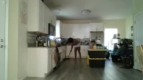 Snapshot of brownsugarcutie3 chatting on May 15, 8:49 pm Brownsuagrcutie online show from May 15, 8:49 pm