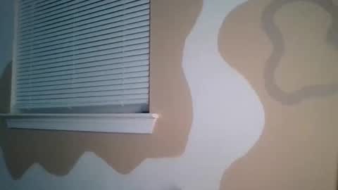 Snapshot of brownsugarcutie3 chatting on May 18, 1:24 am Brownsuagrcutie online show from May 18, 1:24 am