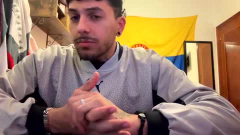 Johnny online show from March 29, 11:38 pm