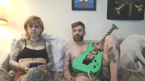 Canadiantryoncouple online show from February 5, 12:59 am