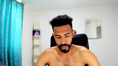 bruce_1111 online show from October 11, 7:12 pm