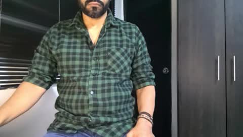 Bruce online show from February 5, 10:51 am