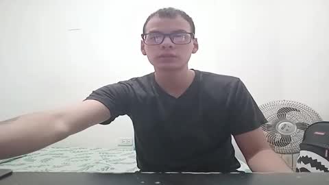 Snapshot of bruce_kane69 chatting on February 19, 1:17 pm Bruce Kane online show from February 19, 1:17 pm
