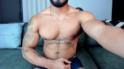 Snapshot of bruce_roldan chatting on June 13, 1:14 am bruce roldan online show from June 13, 1:14 am