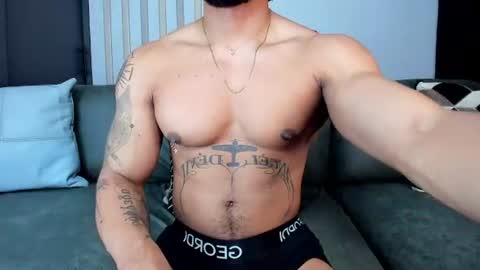 Snapshot of bruce_roldan chatting on July 23, 2:42 am bruce roldan online show from July 23, 2:42 am