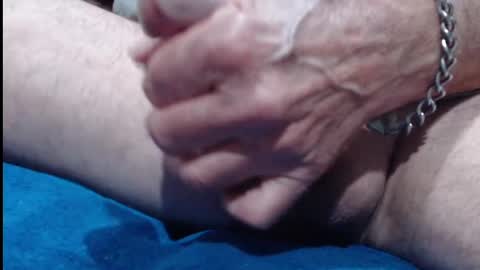 Snapshot of brucebrown2 chatting on December 22, 11:44 am Bruce Brown online show from December 22, 11:44 am