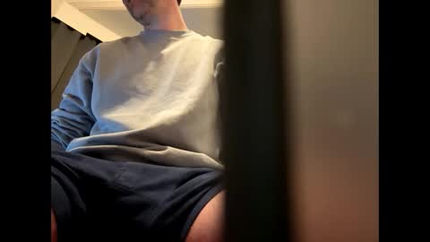 brucelogan80 online show from October 24, 2:35 pm