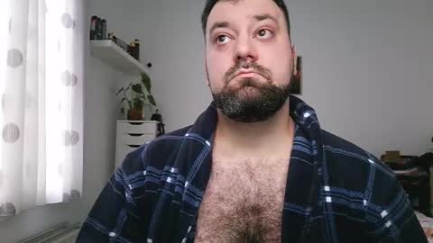 Bruce online show from October 25, 3:29 pm