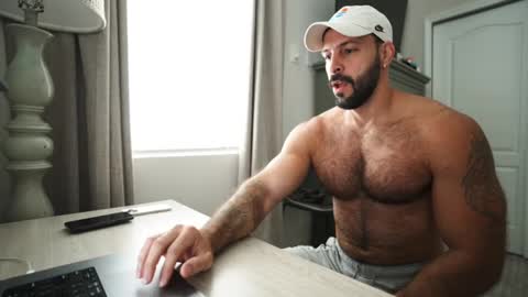 Snapshot of brucestryker chatting on September 9, 2:16 pm onlyfans BRUCESTRYKER online show from September 9, 2:16 pm