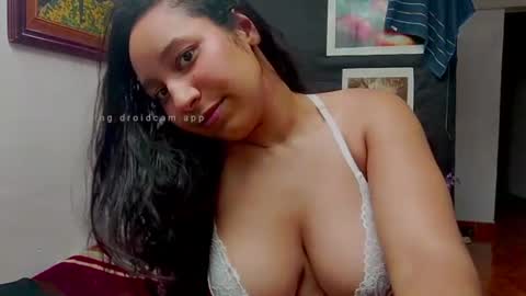 Snapshot of brujoreal1987 chatting on June 19, 5:34 am Sex machine online show from June 19, 5:34 am