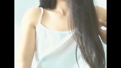Snapshot of brunela chatting on April 23, 8:13 am brunela online show from April 23, 8:13 am
