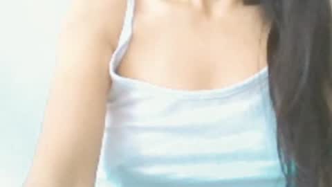Snapshot of brunela chatting on May 27, 8:00 am brunela online show from May 27, 8:00 am