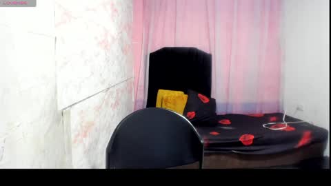 Snapshot of brunette_sasha chatting on May 6, 11:15 am Sasha Brunette online show from May 6, 11:15 am