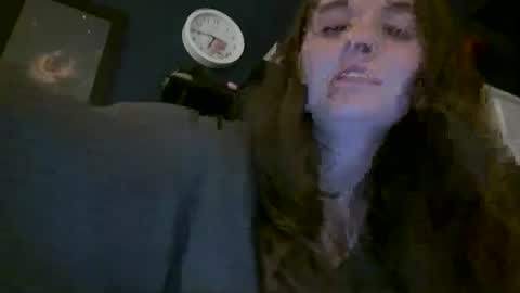 Snapshot of brunettebaby040 chatting on October 13, 2:11 am brunettebaby040 online show from October 13, 2:11 am