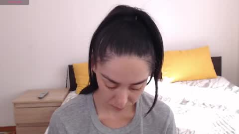 Snapshot of brunettgirl_ chatting on June 1, 6:04 am Ellis online show from June 1, 6:04 am