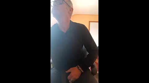 Snapshot of bruno5629 chatting on June 8, 12:49 pm bruno5629 online show from June 8, 12:49 pm