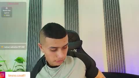 Snapshot of bruno_cavalli chatting on July 9, 5:39 pm BRUNNO online show from July 9, 5:39 pm