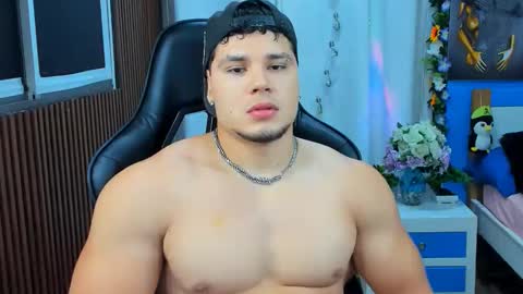 Snapshot of bruno_coleman chatting on May 28, 7:05 am Bruno coleman online show from May 28, 7:05 am