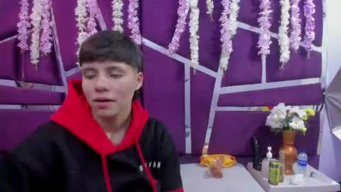 Bruno Cruz online show from December 18, 2:17 am