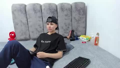 Snapshot of bruno_cruz chatting on June 11, 2:33 am Bruno Cruz online show from June 11, 2:33 am