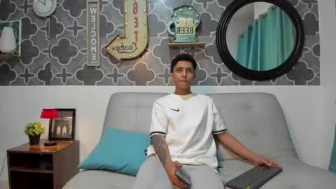 bruno_snow online show from February 23, 3:26 am