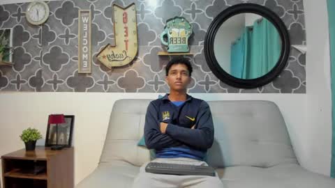 bruno_snow online show from April 2, 3:48 am