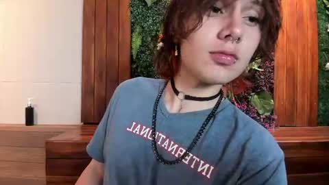 Snapshot of brunodeluca_ chatting on August 8, 4:03 am Bruno online show from August 8, 4:03 am