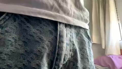 Snapshot of brunosex96 chatting on October 2, 4:47 pm brunosex96 online show from October 2, 4:47 pm