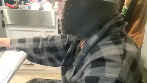 Steve... aka SkinnieDippin aka TimberTramp online show from November 16, 7:52 pm