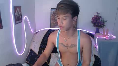 Snapshot of bryan_________ chatting on September 30, 6:46 pm BRYAN JEMY online show from September 30, 6:46 pm