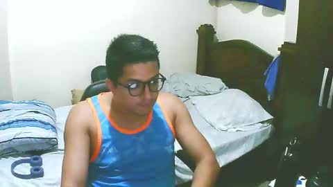 Snapshot of bryanbendy chatting on September 25, 5:11 am bryanbendy online show from September 25, 5:11 am