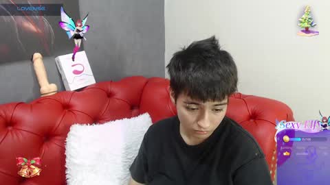 Snapshot of bryce_evans chatting on December 13, 3:32 pm B R Y C E online show from December 13, 3:32 pm