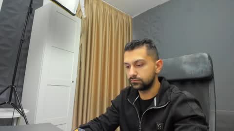 BryceReign online show from March 19, 5:44 am