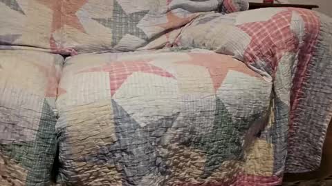 Snapshot of brytown4200 chatting on November 7, 11:32 am brytown4200 online show from November 7, 11:32 am