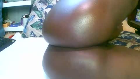 Snapshot of bryvanna_sweet chatting on February 9, 4:46 am dee online show from February 9, 4:46 am