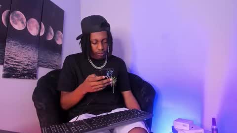 Bryxon  online show from September 8, 3:00 pm