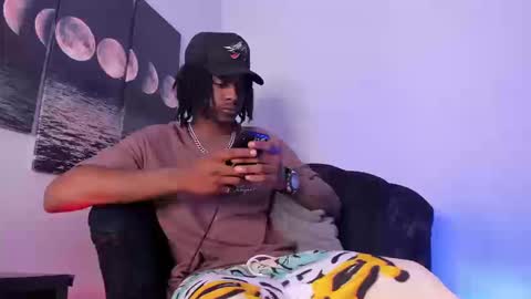 Bryxon  online show from September 10, 3:34 pm