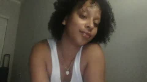 Snapshot of btbri chatting on July 25, 5:38 am BTBri online show from July 25, 5:38 am