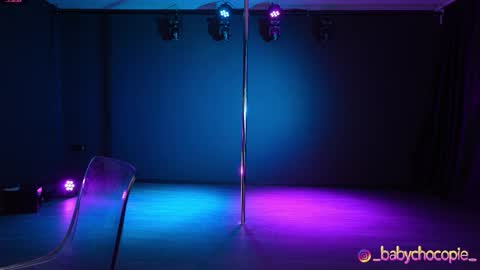 Bubble  gum  online show from January 16, 7:40 pm