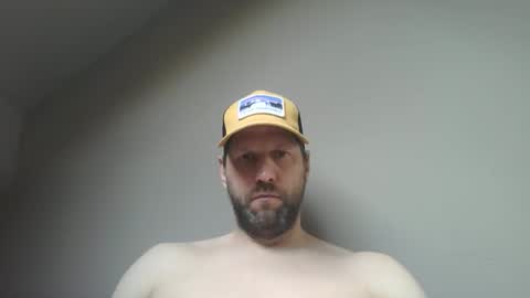 bubblebee1982 online show from March 16, 1:26 pm