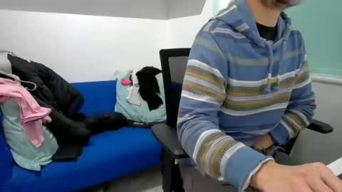 Snapshot of bubblebumdave chatting on January 7, 12:20 pm Bubblebum online show from January 7, 12:20 pm