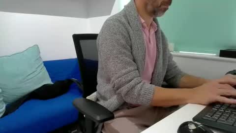 Snapshot of bubblebumdave chatting on September 23, 12:19 pm Bubblebum online show from September 23, 12:19 pm