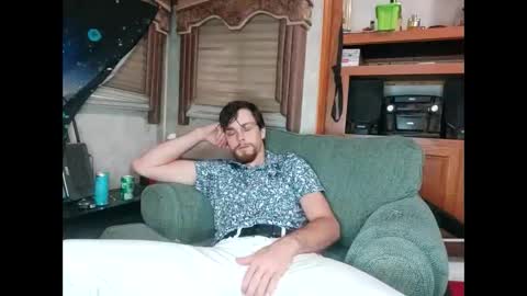 Snapshot of bubblebutt417 chatting on May 16, 7:45 pm Max candi online show from May 16, 7:45 pm