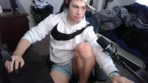 BubblebuttBdn online show from November 13, 8:30 pm