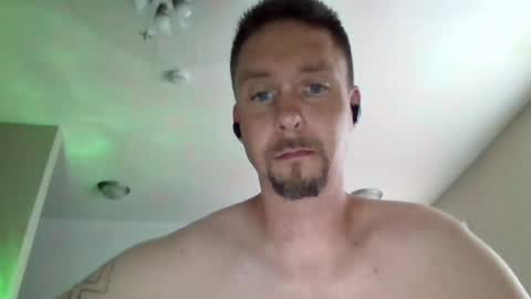 Snapshot of bubblesadam0 chatting on July 28, 7:50 pm Bubblesadam0 online show from July 28, 7:50 pm