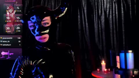 BubbleJereth online show from December 13, 5:32 pm