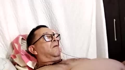 buchs32 online show from December 16, 5:01 am