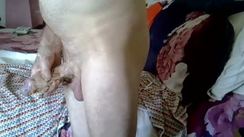 Snapshot of buckey12 chatting on July 1, 11:56 am buckey12 online show from July 1, 11:56 am
